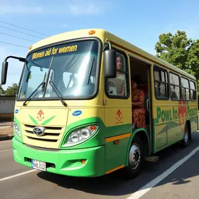 ônibus itinerante para mulheres